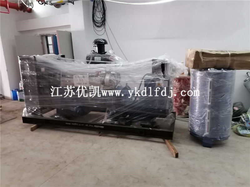2020年7月11日，250KW濰柴發(fā)電機(jī)組交付廣西某房地產(chǎn)公司用備用電源