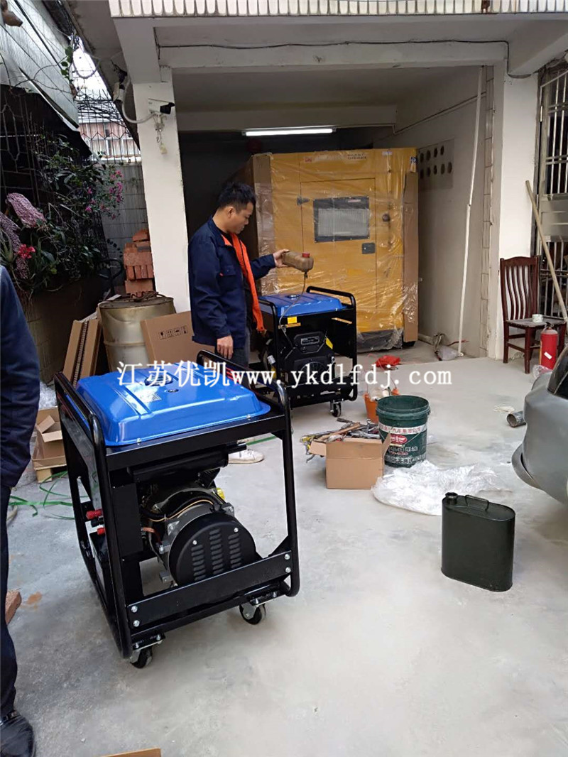 2020年10月21日，美國科勒2臺 玉柴發(fā)電機(jī)組靜音型200KW交付廣西農(nóng)業(yè)銀行使用