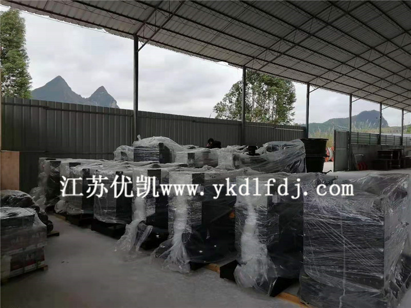 2020年12月3日，12臺(tái)上柴發(fā)電機(jī)組一批交付某項(xiàng)目工程使用