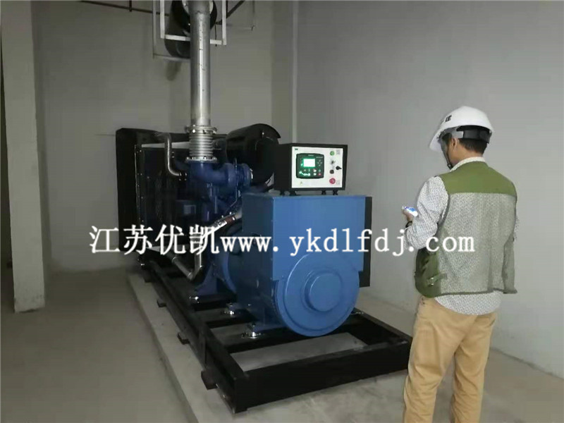 2021年6月30日，玉柴600KW柴油發(fā)電機組交付廣西南寧某中學使用
