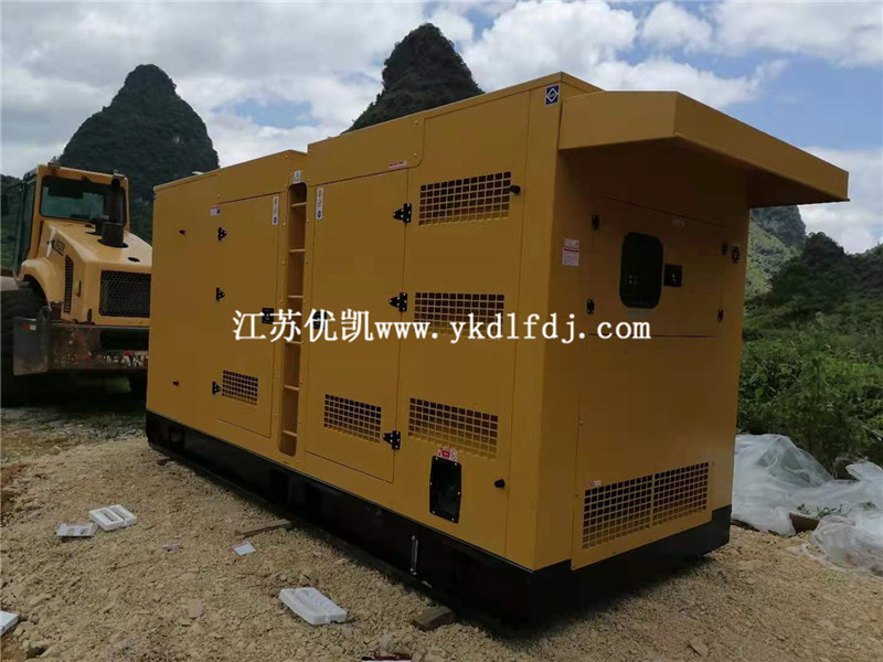 2021年7月10日，2臺玉柴400KW戶外靜音箱型發(fā)電機組交付廣西某項目使用