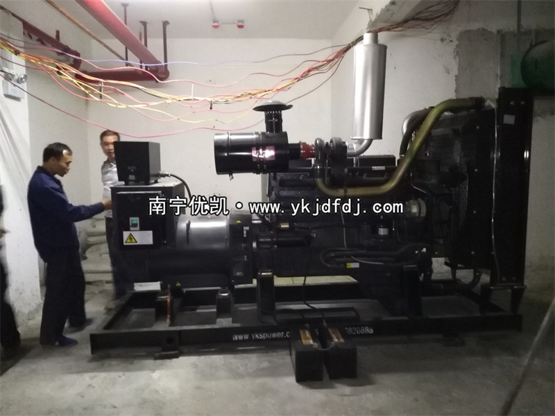 2022年8月3日，300KW凱普發(fā)電機(jī)組安裝調(diào)試現(xiàn)場