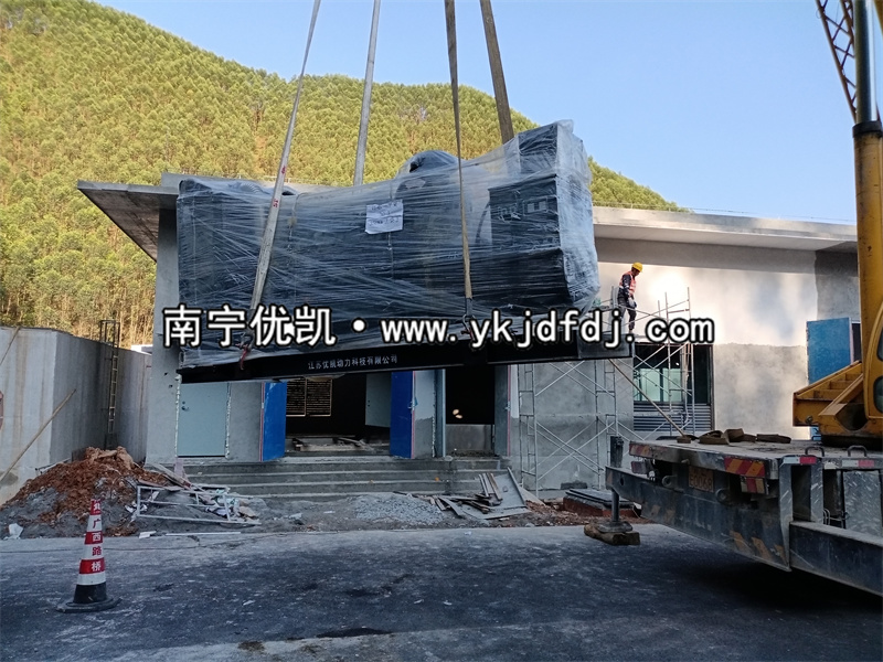2022年12月15日，120kw-500kw上柴發(fā)電機(jī)組某高速公路安裝現(xiàn)場(chǎng)